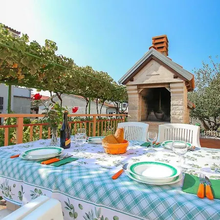 Apartment Lilium Apartamento